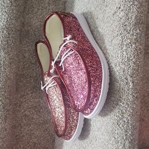 Maroon glitter shoes NIB Size 8 Only